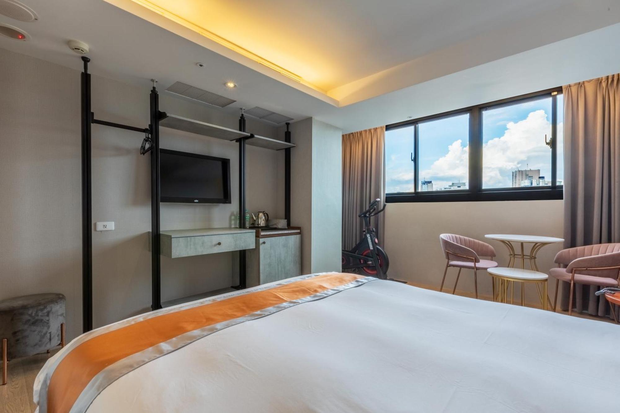 Ren Mei Fashion Hotel Taichung Rom bilde