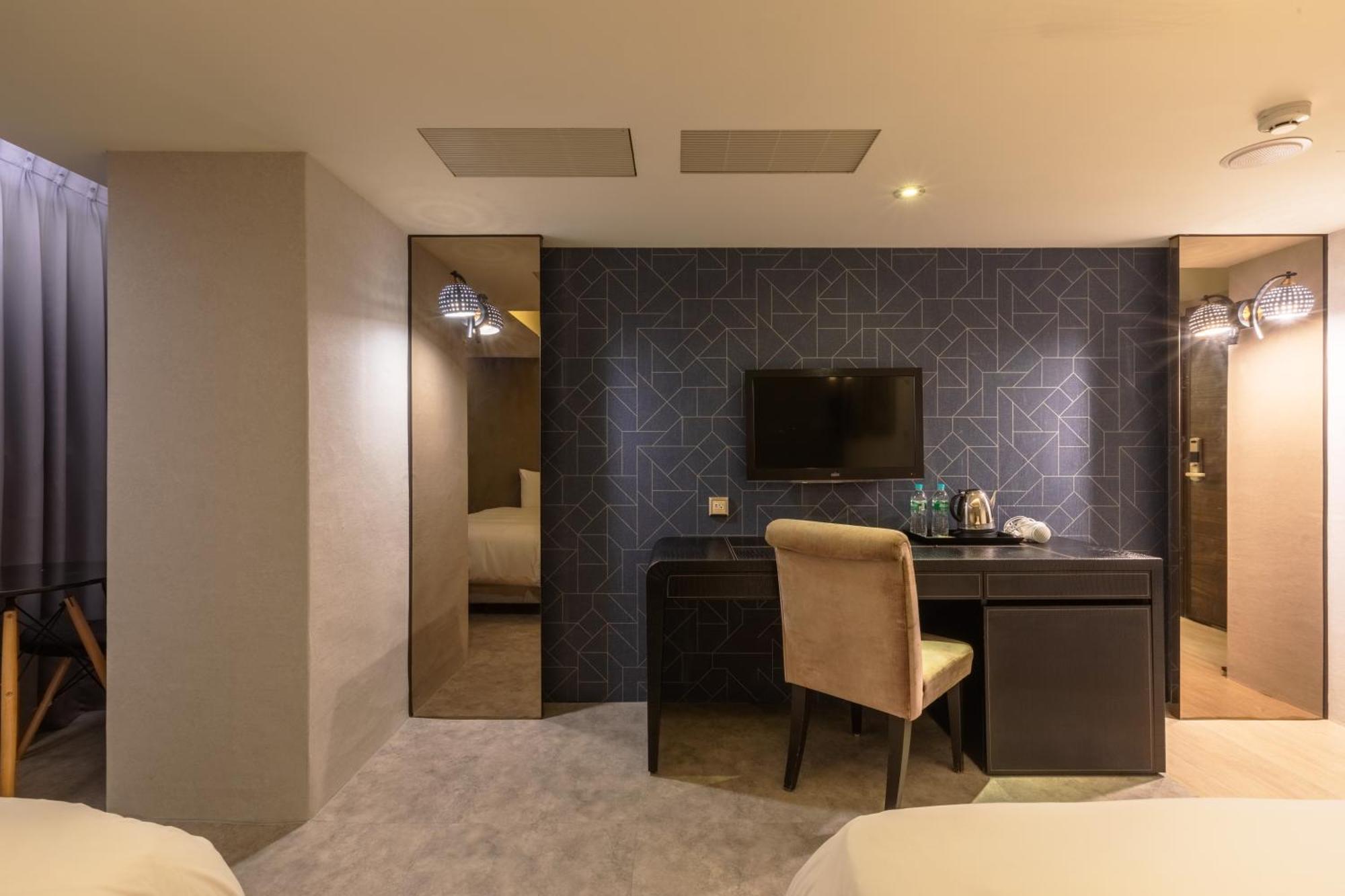 Ren Mei Fashion Hotel Taichung Rom bilde