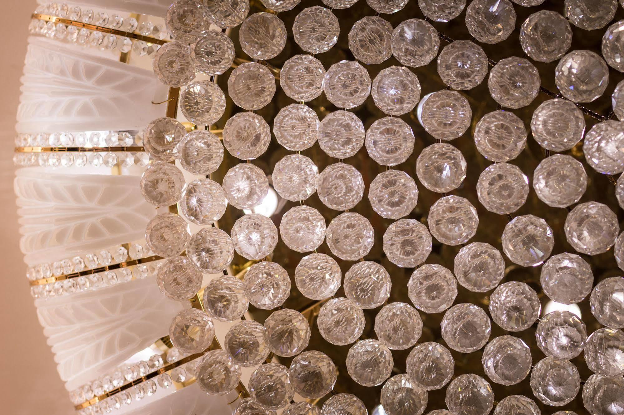 Ren Mei Fashion Hotel Taichung Eksteriør bilde